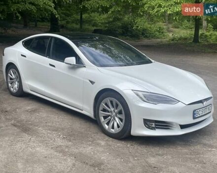 Білий Тесла Модель С, об'ємом двигуна 0 л та пробігом 89 тис. км за 17999 $, фото 2 на Automoto.ua