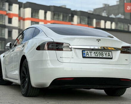 Белый Тесла Модель С, объемом двигателя 0 л и пробегом 102 тыс. км за 17990 $, фото 23 на Automoto.ua