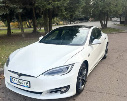 Білий Тесла Модель С, об'ємом двигуна 0 л та пробігом 75 тис. км за 15900 $, фото 16 на Automoto.ua