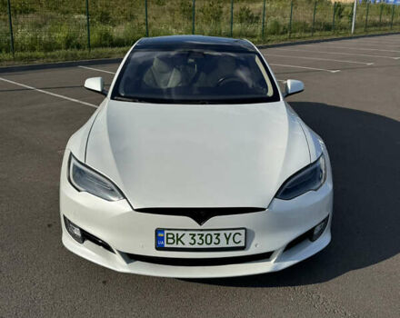 Білий Тесла Модель С, об'ємом двигуна 0 л та пробігом 131 тис. км за 22200 $, фото 5 на Automoto.ua