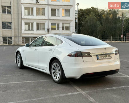 Білий Тесла Модель С, об'ємом двигуна 0 л та пробігом 130 тис. км за 21700 $, фото 8 на Automoto.ua