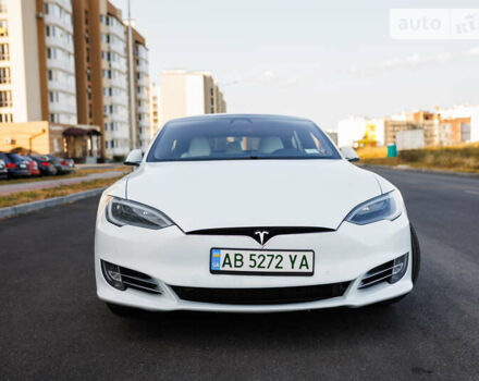 Белый Тесла Модель С, объемом двигателя 0 л и пробегом 180 тыс. км за 24000 $, фото 15 на Automoto.ua