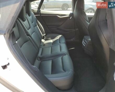 Белый Тесла Модель С, объемом двигателя 0 л и пробегом 56 тыс. км за 8400 $, фото 9 на Automoto.ua