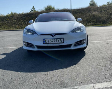 Білий Тесла Модель С, об'ємом двигуна 0 л та пробігом 128 тис. км за 23500 $, фото 13 на Automoto.ua