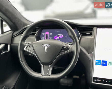 Белый Тесла Модель С, объемом двигателя 0 л и пробегом 183 тыс. км за 18300 $, фото 26 на Automoto.ua