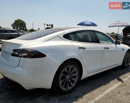 Белый Тесла Модель С, объемом двигателя 0 л и пробегом 56 тыс. км за 8400 $, фото 2 на Automoto.ua