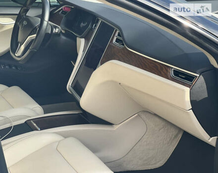 Белый Тесла Модель С, объемом двигателя 0 л и пробегом 108 тыс. км за 22500 $, фото 8 на Automoto.ua