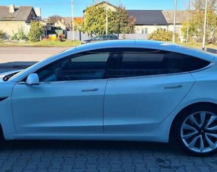 Тесла Модель С 2018 у Нововолинськ на Automoto.ua Білий Тесла Модель С, об'ємом двигуна 0 л та пробігом 118 тис. км за 14950 $, фото 13 на Automoto.ua