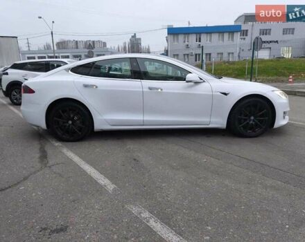 Белый Тесла Модель С, объемом двигателя 0 л и пробегом 178 тыс. км за 22999 $, фото 12 на Automoto.ua