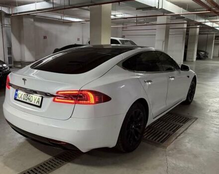 Белый Тесла Модель С, объемом двигателя 0 л и пробегом 113 тыс. км за 17200 $, фото 3 на Automoto.ua
