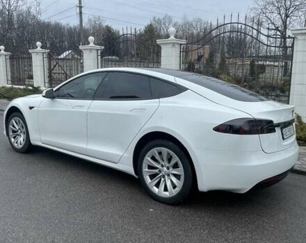 Белый Тесла Модель С, объемом двигателя 0 л и пробегом 84 тыс. км за 22500 $, фото 3 на Automoto.ua