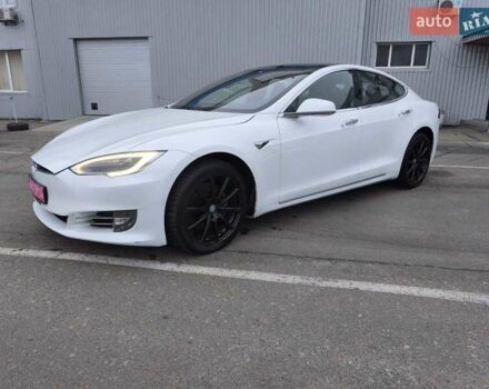 Белый Тесла Модель С, объемом двигателя 0 л и пробегом 178 тыс. км за 22999 $, фото 1 на Automoto.ua