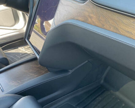 Білий Тесла Модель С, об'ємом двигуна 0 л та пробігом 128 тис. км за 19100 $, фото 10 на Automoto.ua