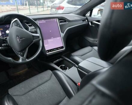 Белый Тесла Модель С, объемом двигателя 0 л и пробегом 178 тыс. км за 22999 $, фото 46 на Automoto.ua