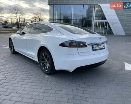 Белый Тесла Модель С, объемом двигателя 0 л и пробегом 75 тыс. км за 29500 $, фото 7 на Automoto.ua