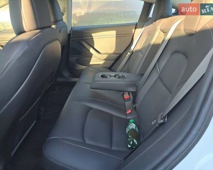 Тесла Модель С 2018 у Тернополі на Automoto.ua Білий Тесла Модель С, об'ємом двигуна 0 л та пробігом 72 тис. км за 19000 $, фото 10 на Automoto.ua