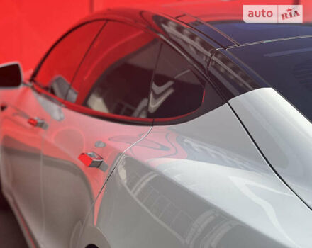 Белый Тесла Модель С, объемом двигателя 0 л и пробегом 108 тыс. км за 22500 $, фото 5 на Automoto.ua