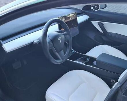 Тесла Модель С 2018 у Нововолинськ на Automoto.ua Білий Тесла Модель С, об'ємом двигуна 0 л та пробігом 118 тис. км за 14950 $, фото 8 на Automoto.ua