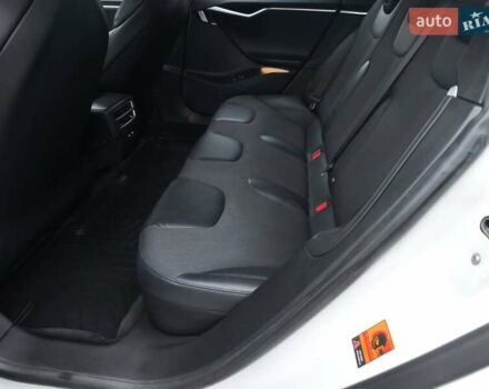 Белый Тесла Модель С, объемом двигателя 0 л и пробегом 178 тыс. км за 22999 $, фото 48 на Automoto.ua