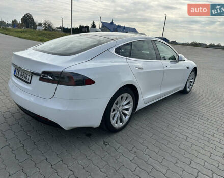 Білий Тесла Модель С, об'ємом двигуна 0 л та пробігом 238 тис. км за 17700 $, фото 31 на Automoto.ua