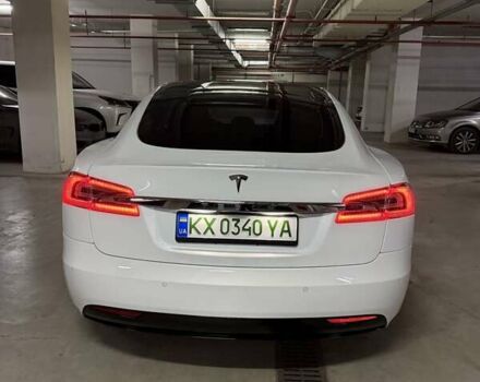 Белый Тесла Модель С, объемом двигателя 0 л и пробегом 113 тыс. км за 17200 $, фото 5 на Automoto.ua