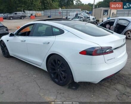 Білий Тесла Модель С, об'ємом двигуна 0 л та пробігом 64 тис. км за 7500 $, фото 2 на Automoto.ua