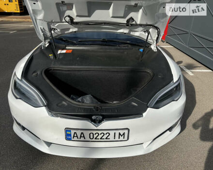 Белый Тесла Модель С, объемом двигателя 0 л и пробегом 108 тыс. км за 22500 $, фото 20 на Automoto.ua