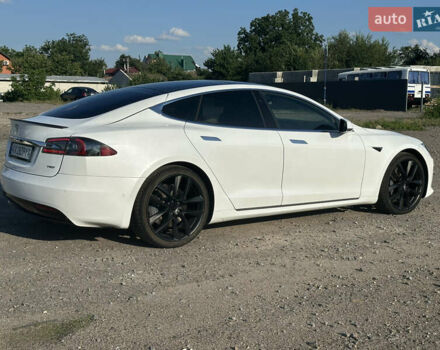 Тесла Модель С 2018 в Харькове на Automoto.ua Белый Тесла Модель С, объемом двигателя 0 л и пробегом 58 тыс. км за 25000 $, фото 7 на Automoto.ua