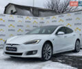 Белый Тесла Модель С, объемом двигателя 0 л и пробегом 183 тыс. км за 18300 $, фото 97 на Automoto.ua