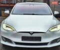 Білий Тесла Модель С, об'ємом двигуна 0 л та пробігом 142 тис. км за 30000 $, фото 1 на Automoto.ua