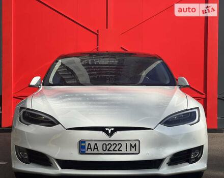 Белый Тесла Модель С, объемом двигателя 0 л и пробегом 108 тыс. км за 22500 $, фото 1 на Automoto.ua