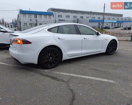 Белый Тесла Модель С, объемом двигателя 0 л и пробегом 178 тыс. км за 22999 $, фото 10 на Automoto.ua