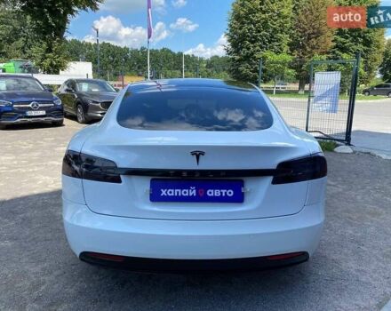 Белый Тесла Модель С, объемом двигателя 0 л и пробегом 84 тыс. км за 23000 $, фото 6 на Automoto.ua