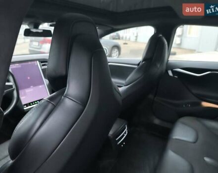 Белый Тесла Модель С, объемом двигателя 0 л и пробегом 178 тыс. км за 22999 $, фото 45 на Automoto.ua