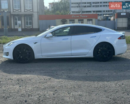 Тесла Модель С 2018 в Харькове на Automoto.ua Белый Тесла Модель С, объемом двигателя 0 л и пробегом 58 тыс. км за 25000 $, фото 3 на Automoto.ua