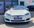 Белый Тесла Модель С, объемом двигателя 0 л и пробегом 84 тыс. км за 23000 $, фото 1 на Automoto.ua