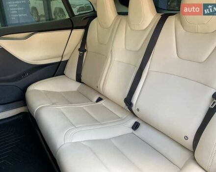 Белый Тесла Модель С, объемом двигателя 0 л и пробегом 84 тыс. км за 23000 $, фото 15 на Automoto.ua