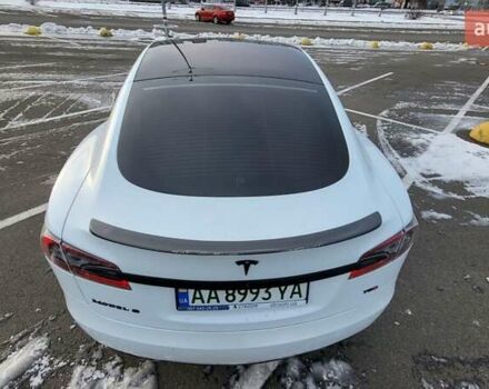 Тесла Модель С 2018 в Киеве на Automoto.ua Белый Тесла Модель С, объемом двигателя 0 л и пробегом 88 тыс. км за 21500 $, фото 16 на Automoto.ua