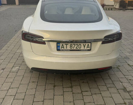 Білий Тесла Модель С, об'ємом двигуна 0 л та пробігом 154 тис. км за 30000 $, фото 5 на Automoto.ua