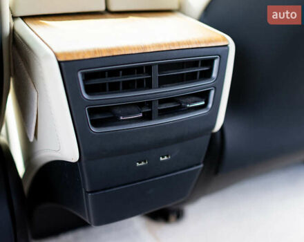 Білий Тесла Модель С, об'ємом двигуна 0 л та пробігом 193 тис. км за 24500 $, фото 26 на Automoto.ua