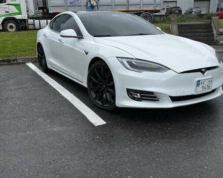 Білий Тесла Модель С, об'ємом двигуна 0 л та пробігом 55 тис. км за 36000 $, фото 2 на Automoto.ua