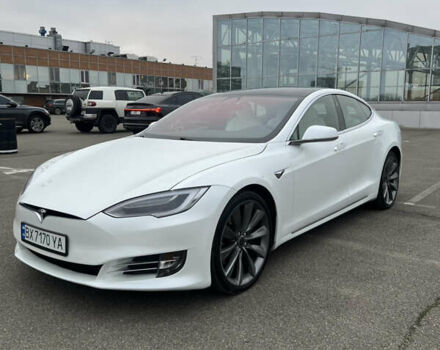 Белый Тесла Модель С, объемом двигателя 0 л и пробегом 149 тыс. км за 24900 $, фото 1 на Automoto.ua