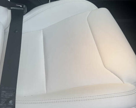 Білий Тесла Модель С, об'ємом двигуна 0 л та пробігом 154 тис. км за 30000 $, фото 26 на Automoto.ua