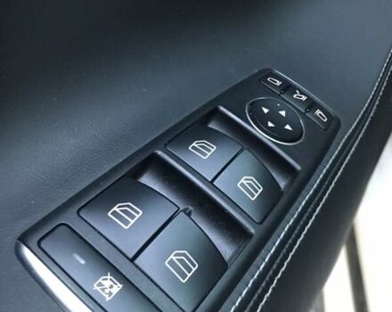 Белый Тесла Модель С, объемом двигателя 0 л и пробегом 55 тыс. км за 25000 $, фото 14 на Automoto.ua