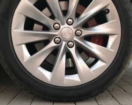 Белый Тесла Модель С, объемом двигателя 0 л и пробегом 55 тыс. км за 25000 $, фото 6 на Automoto.ua