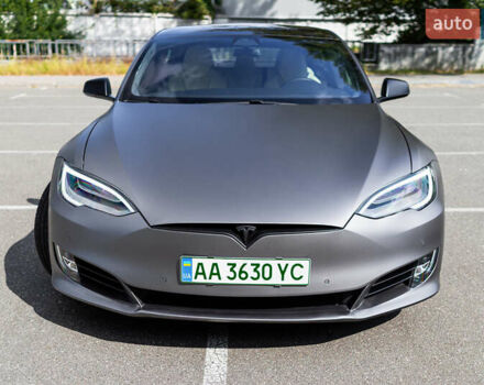Білий Тесла Модель С, об'ємом двигуна 0 л та пробігом 193 тис. км за 24500 $, фото 15 на Automoto.ua