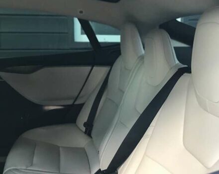 Белый Тесла Модель С, объемом двигателя 0 л и пробегом 55 тыс. км за 25000 $, фото 21 на Automoto.ua