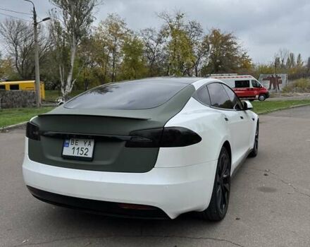 Белый Тесла Модель С, объемом двигателя 0 л и пробегом 219 тыс. км за 24900 $, фото 4 на Automoto.ua