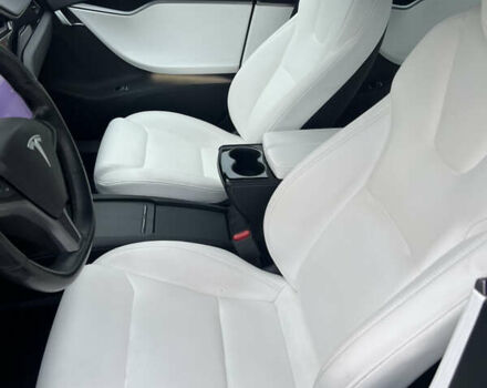 Белый Тесла Модель С, объемом двигателя 0 л и пробегом 149 тыс. км за 24900 $, фото 15 на Automoto.ua