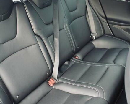 Білий Тесла Модель С, об'ємом двигуна 0 л та пробігом 118 тис. км за 29700 $, фото 15 на Automoto.ua